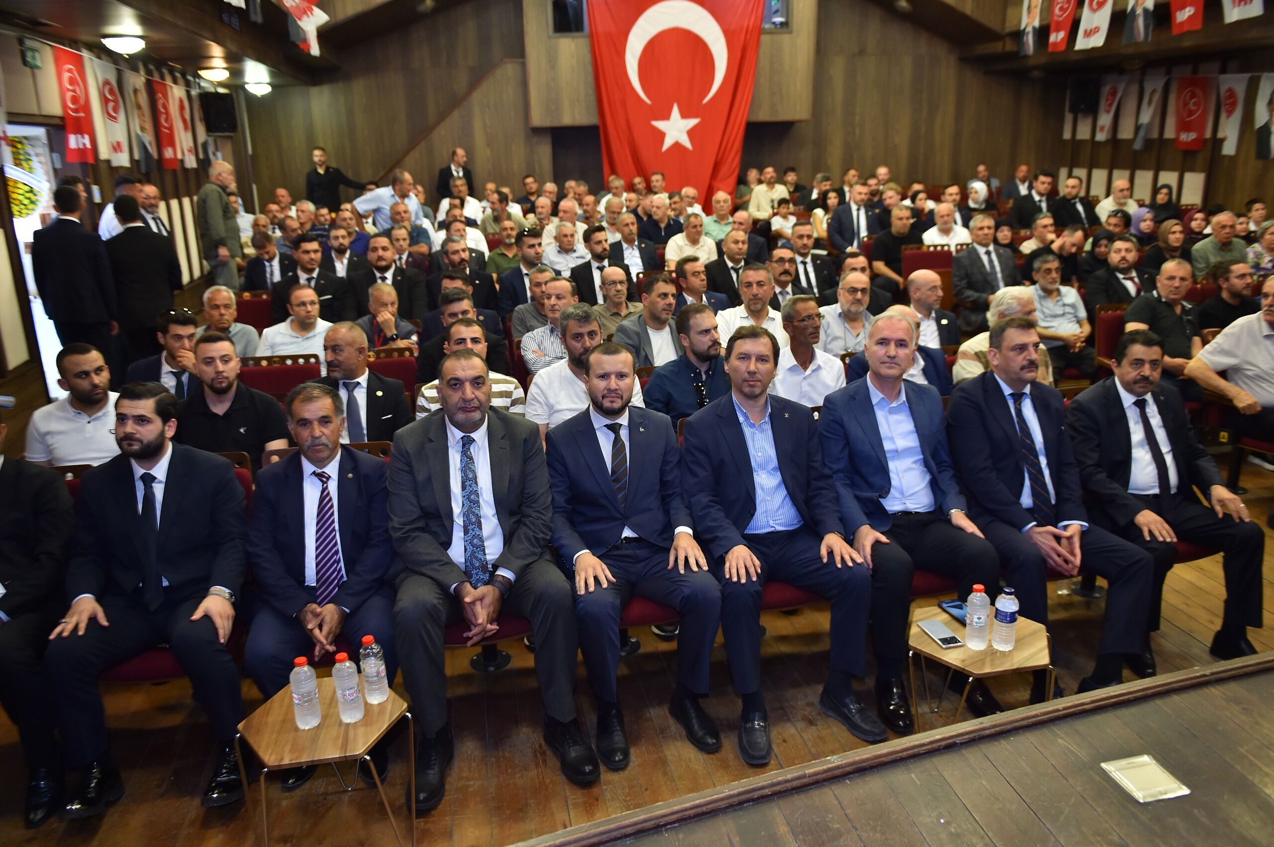 Mhp İnegöl'de Güven Tazeledi! Uğur Bayram Yeniden İlçe Başkanı Seçildi (6)