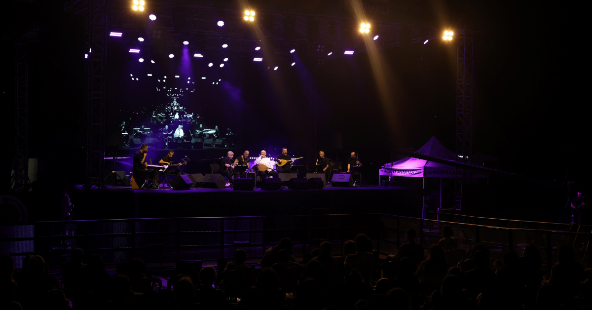 Musa Eroğlu Nilüfer Caz Festivali’nde Türküleri Cazla Buluşturdu (2)