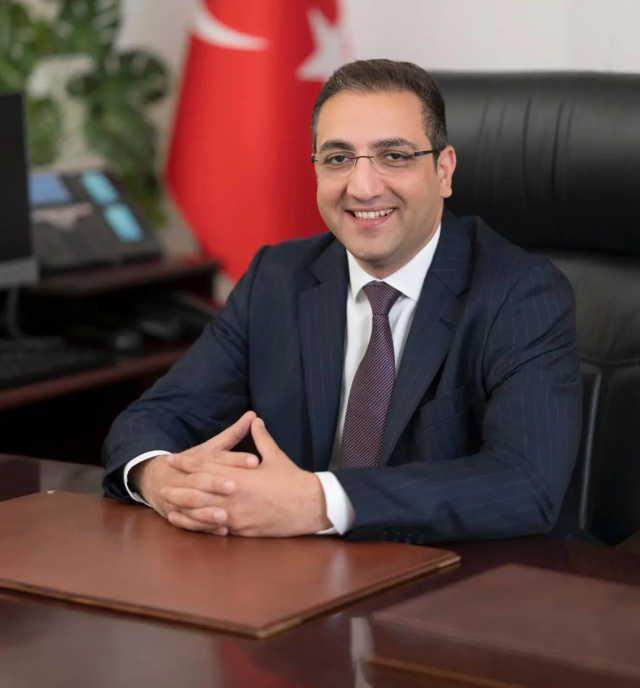 Seferihisar Ve Balçova Belediyelerine Operasyon! Başkanlar Gözaltına Alındı (2)