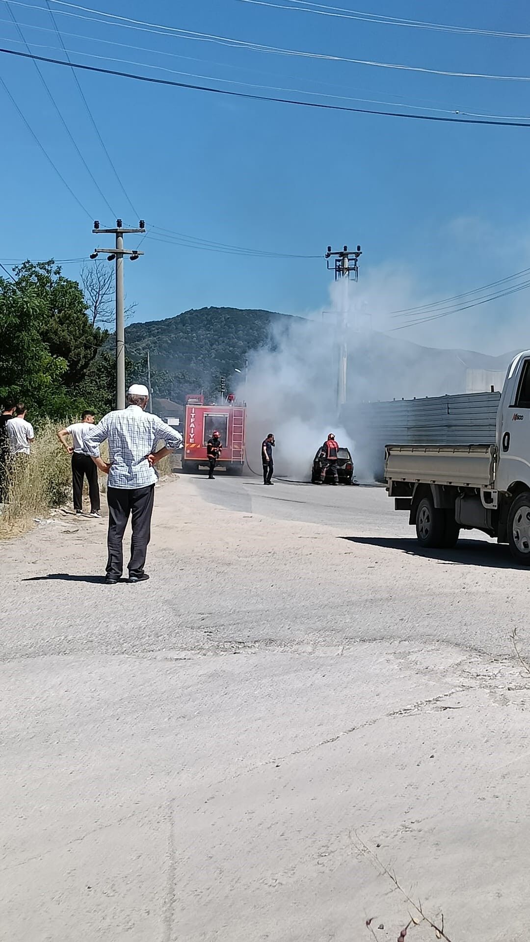 Seyir Halindeki Otomobil Alevlere Teslim Oldu (1)