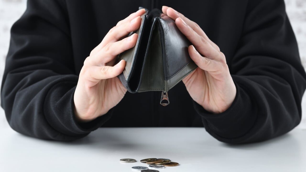 Sürekli Para Kaygısı Mı Yaşıyorsunuz Finansal Güvensizliğin Belirtileri Ve Çözüm Yolları (1)-2