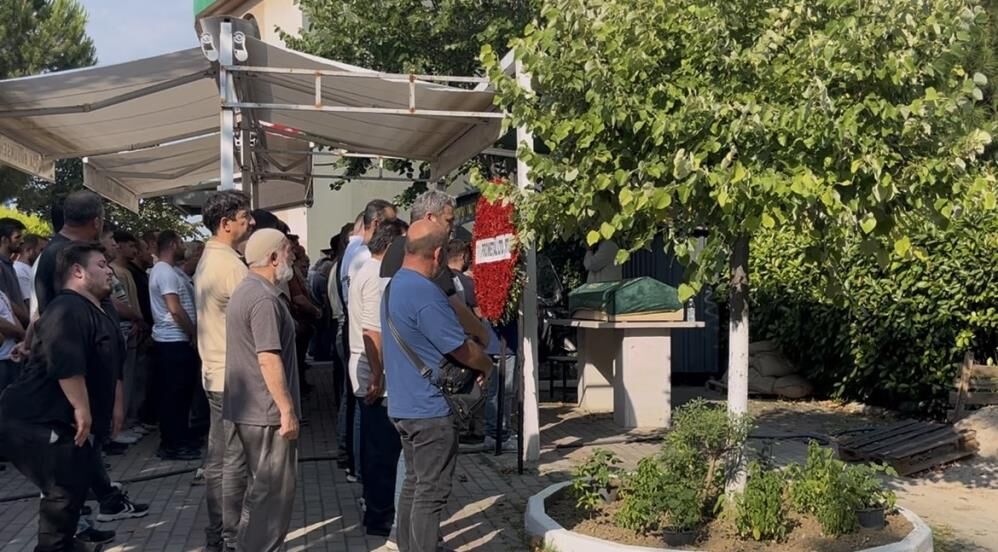 10 Gün Önce Evlenmişti! Furkan Alan’ın Düğün Görüntüleri Yürek Burktu (3)