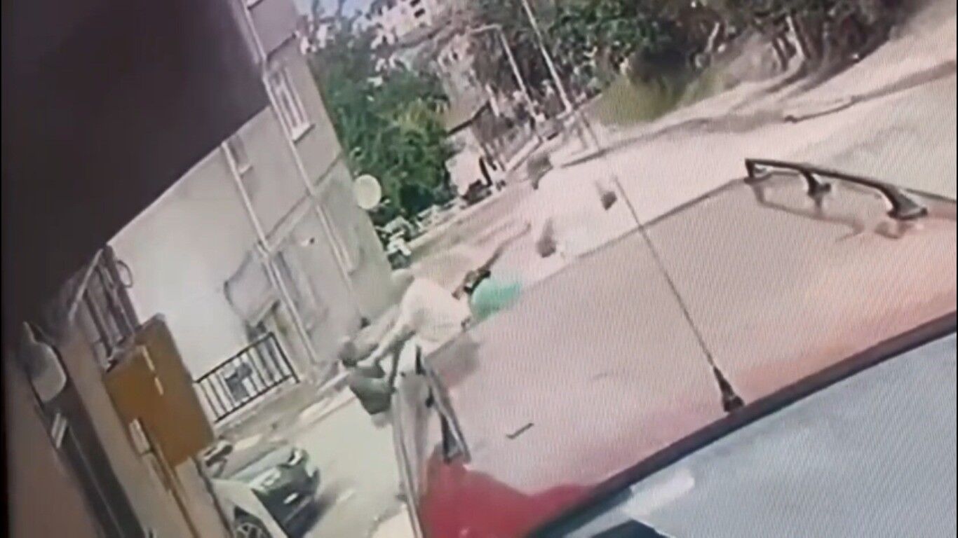 Ağabeyinin Ekmek Teknesinde Katliam Yaptı! Çok Sayıda Ölü (1)-1