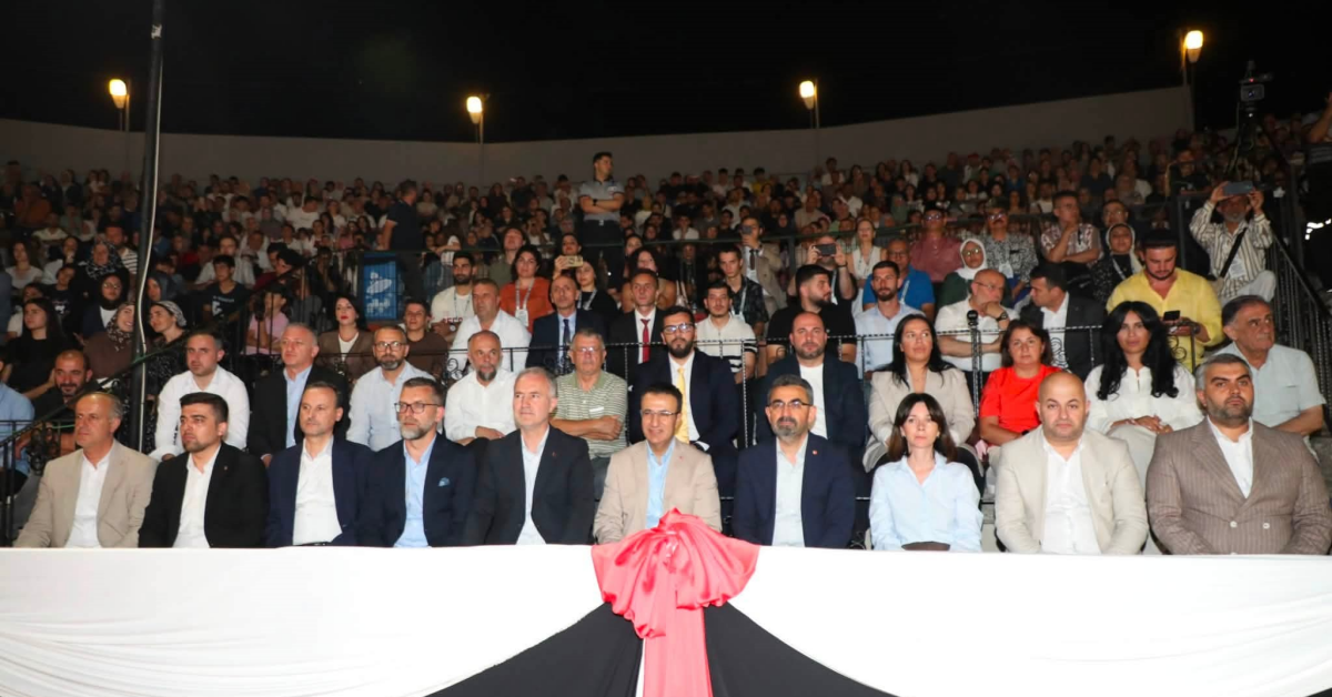 Altın Mobilya Halk Oyunları Yarışması'nın Şampiyonu Bulgaristan Oldu (1)