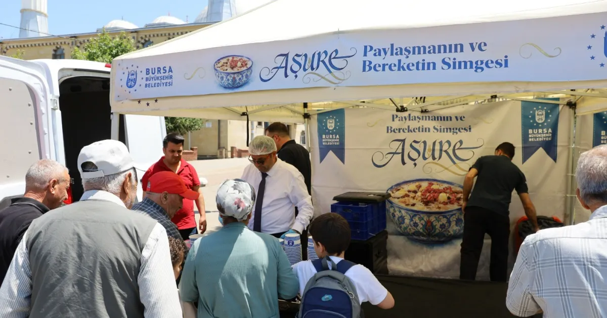 Bursa Büyükşehir’den Yıldırım’da Aşure İkramı (2)