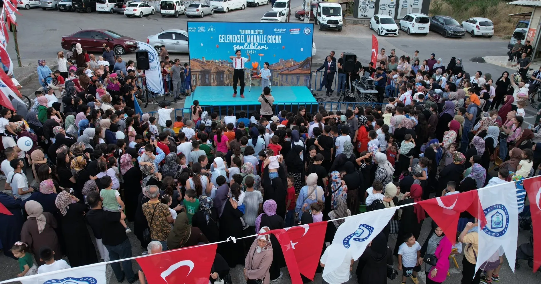 Bursa Yıldırım’da Mahalle Şenlikleri Başladı Çocuklar Geleneksel Oyunlarla Buluştu (1)