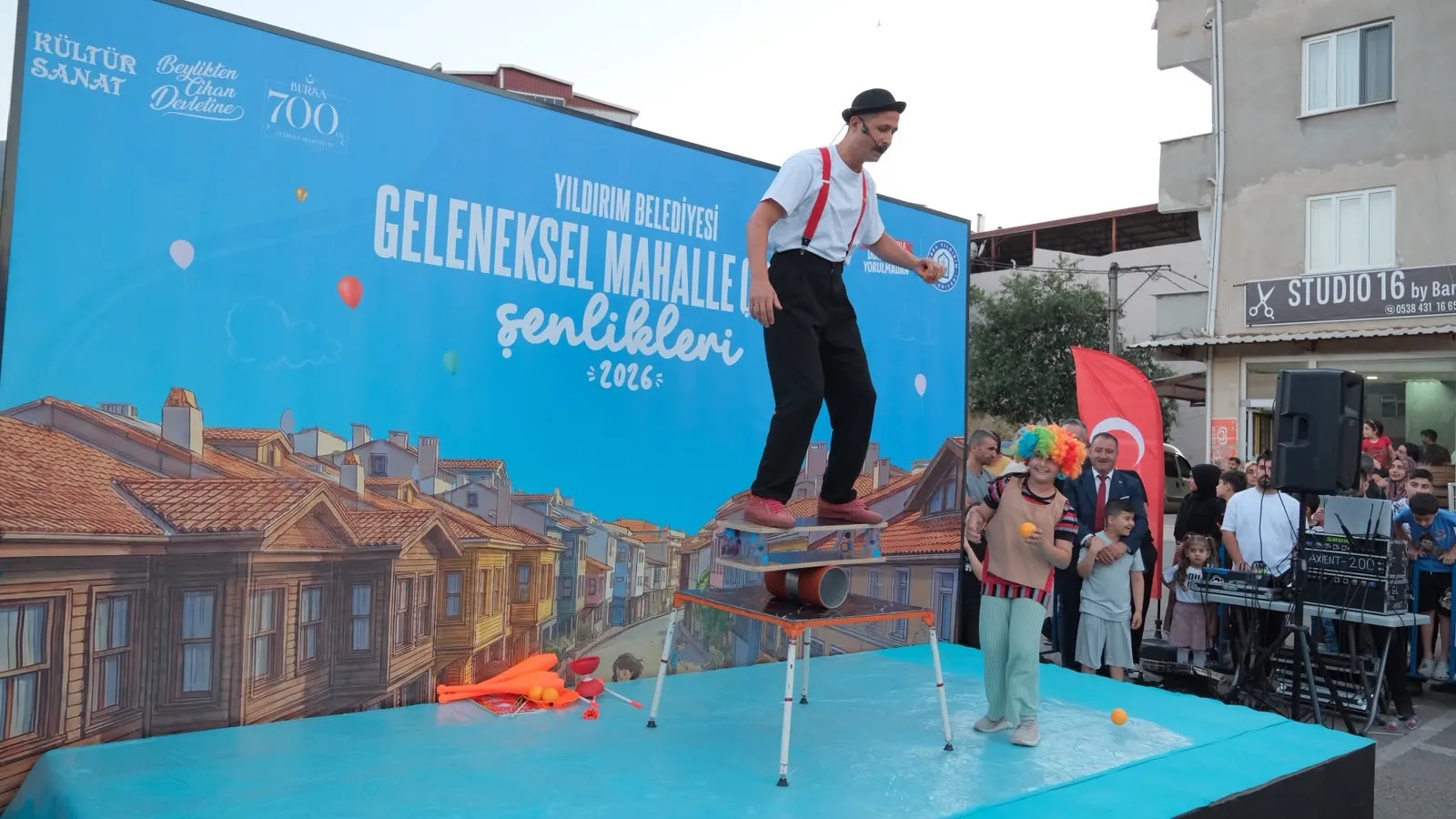 Bursa Yıldırım’da Mahalle Şenlikleri Başladı Çocuklar Geleneksel Oyunlarla Buluştu (3)