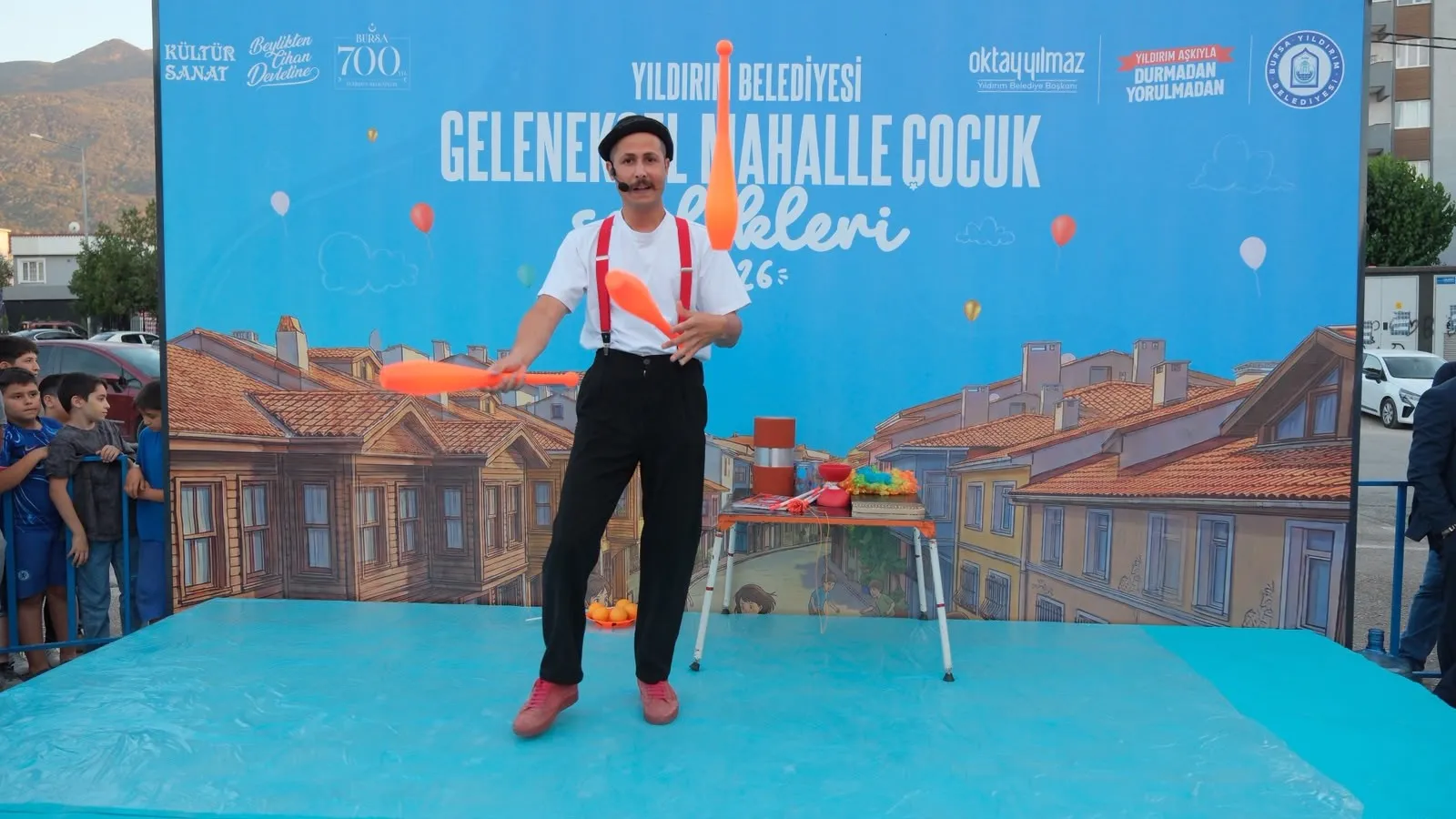 Bursa Yıldırım’da Mahalle Şenlikleri Başladı Çocuklar Geleneksel Oyunlarla Buluştu (5)