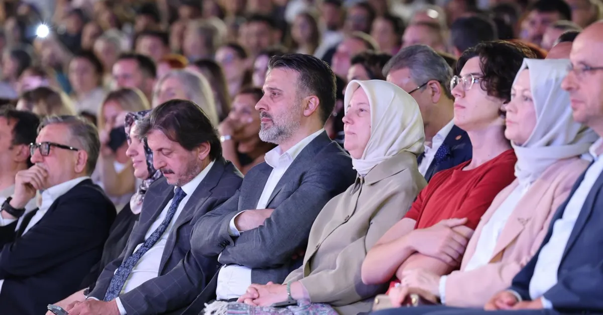 Bursa’da Altın Karagöz Coşkusu Başladı 13 Ülkeden 700 Dansçı Sahne Alacak (4)