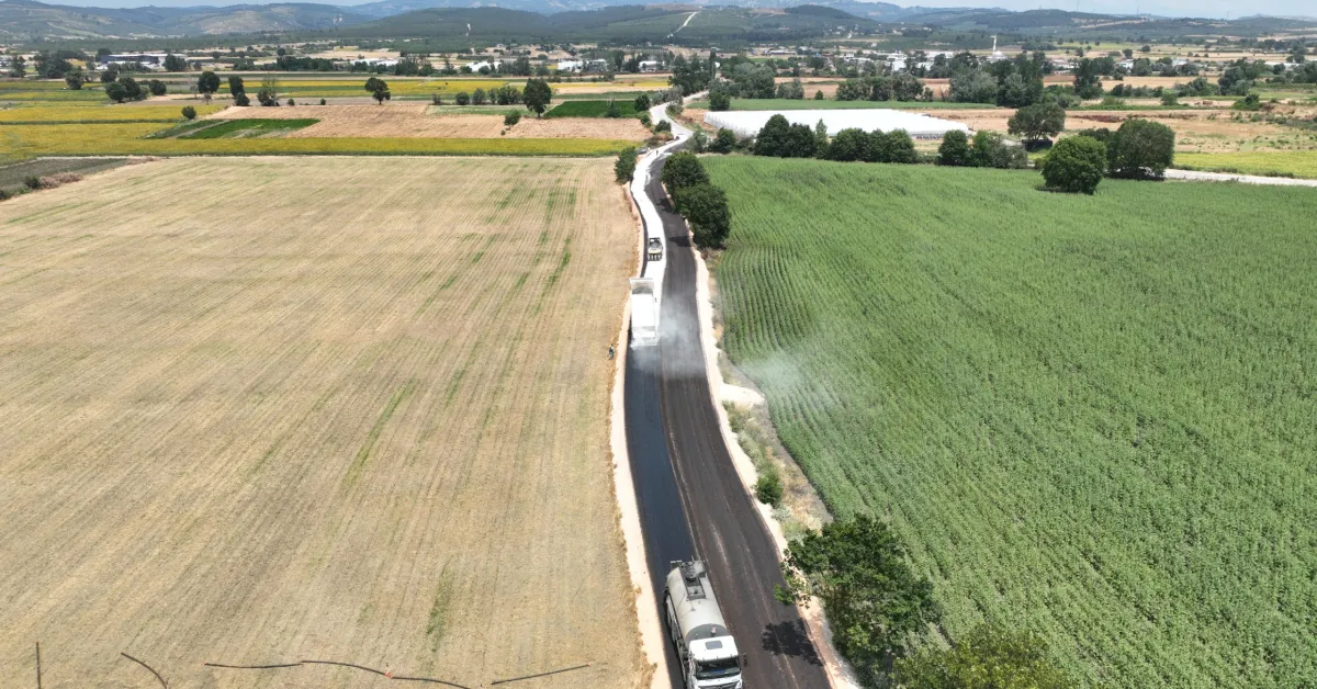 Bursa’da Kırsal Ulaşım Için 4 Bin 100 Metrelik Yol Çalışması (1)