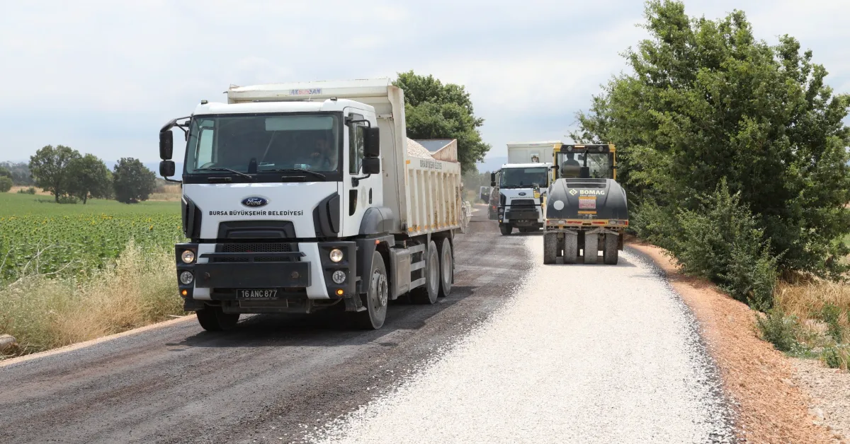 Bursa’da Kırsal Ulaşım Için 4 Bin 100 Metrelik Yol Çalışması (2)