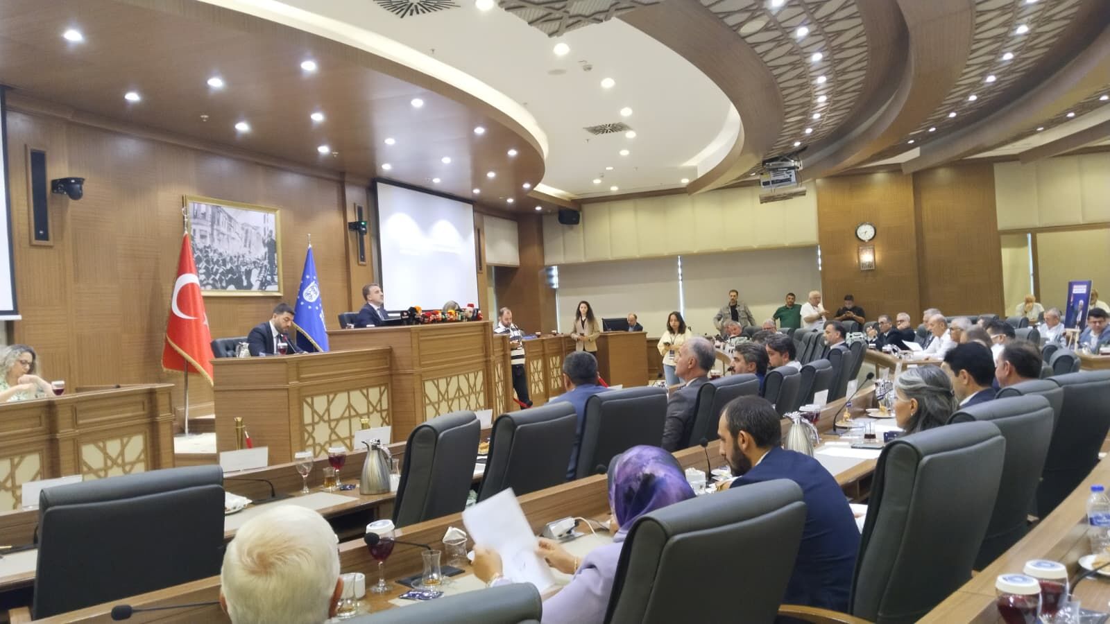 Bursa'da Okul Bahçeleri Mesai Dışında Otopark Olarak Kullanılabilecek (1)