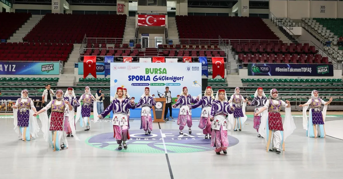 Bursa’da Yaz Spor Okulları Başladı 30 Bin Çocuk Sporla Buluşacak (7)