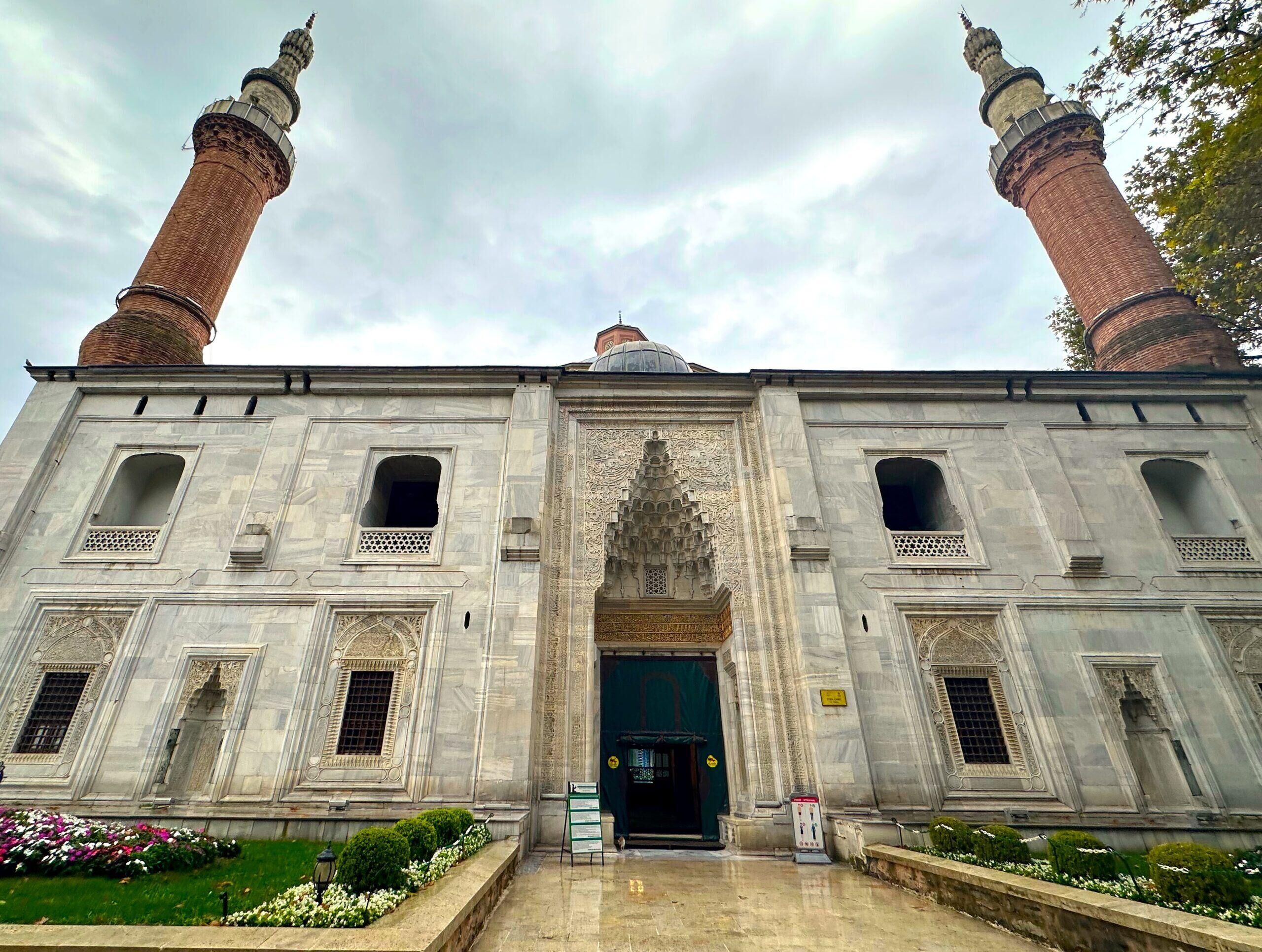 Bursa'nın Meşhur Ve En Çok Ziyaret Edilen Camileri Gencgazete (11)