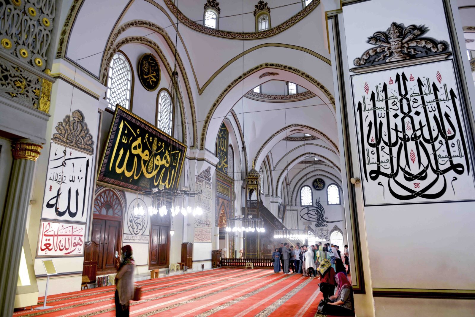 Bursa'nın Meşhur Ve En Çok Ziyaret Edilen Camileri Gencgazete (17)