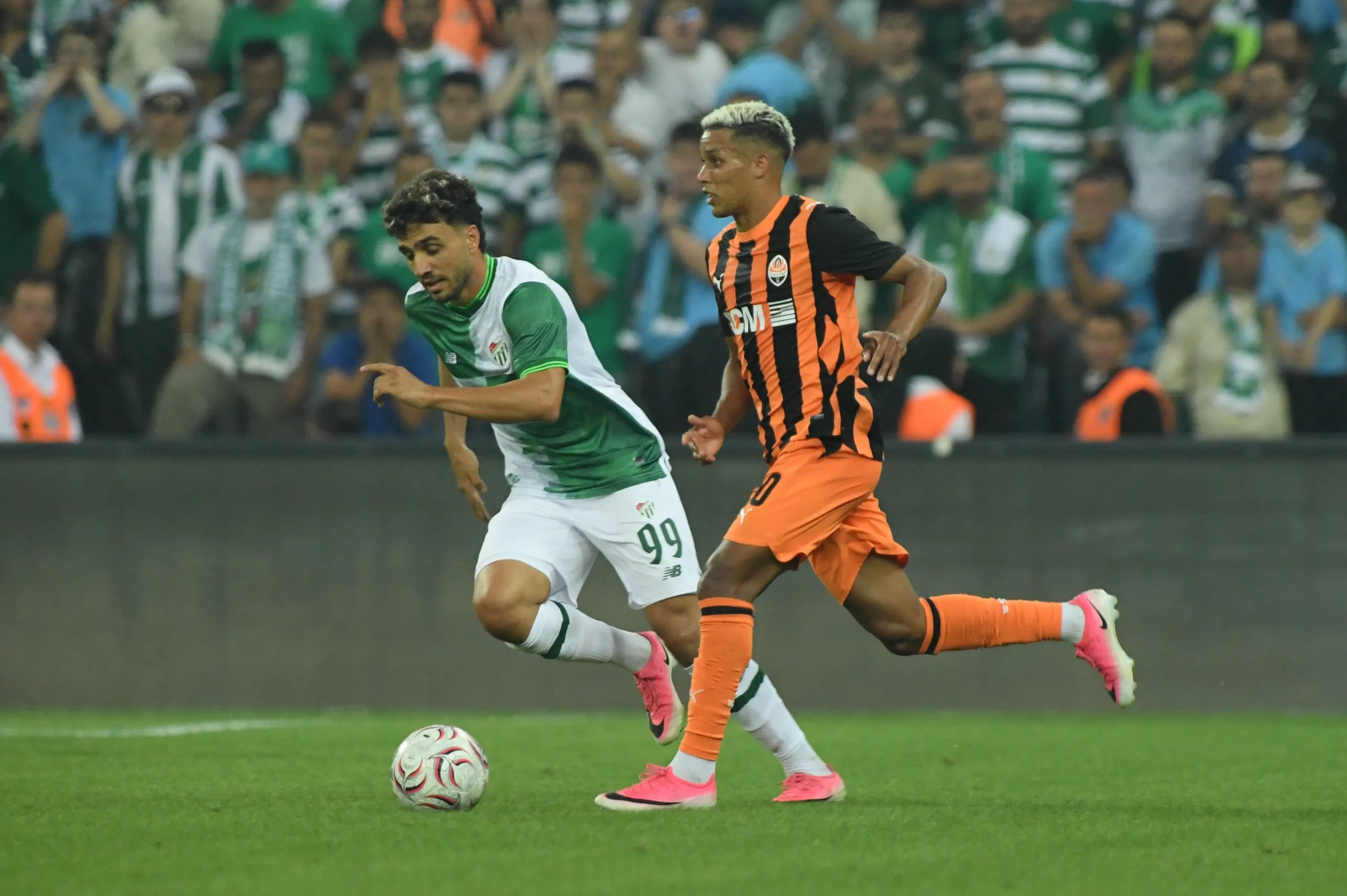 Bursaspor Shakhtar Donetsk Maç Özeti (5)