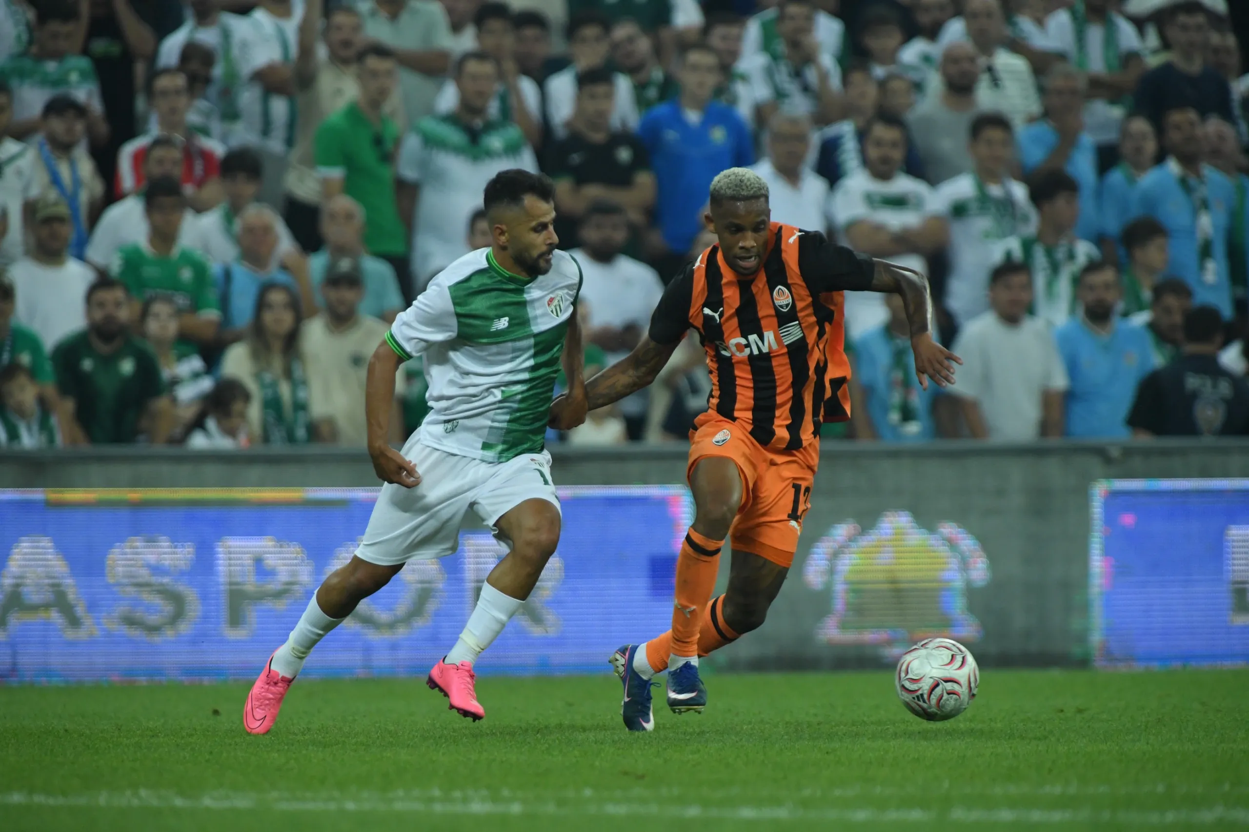 Bursaspor Shakhtar Donetsk Maç Özeti (7)