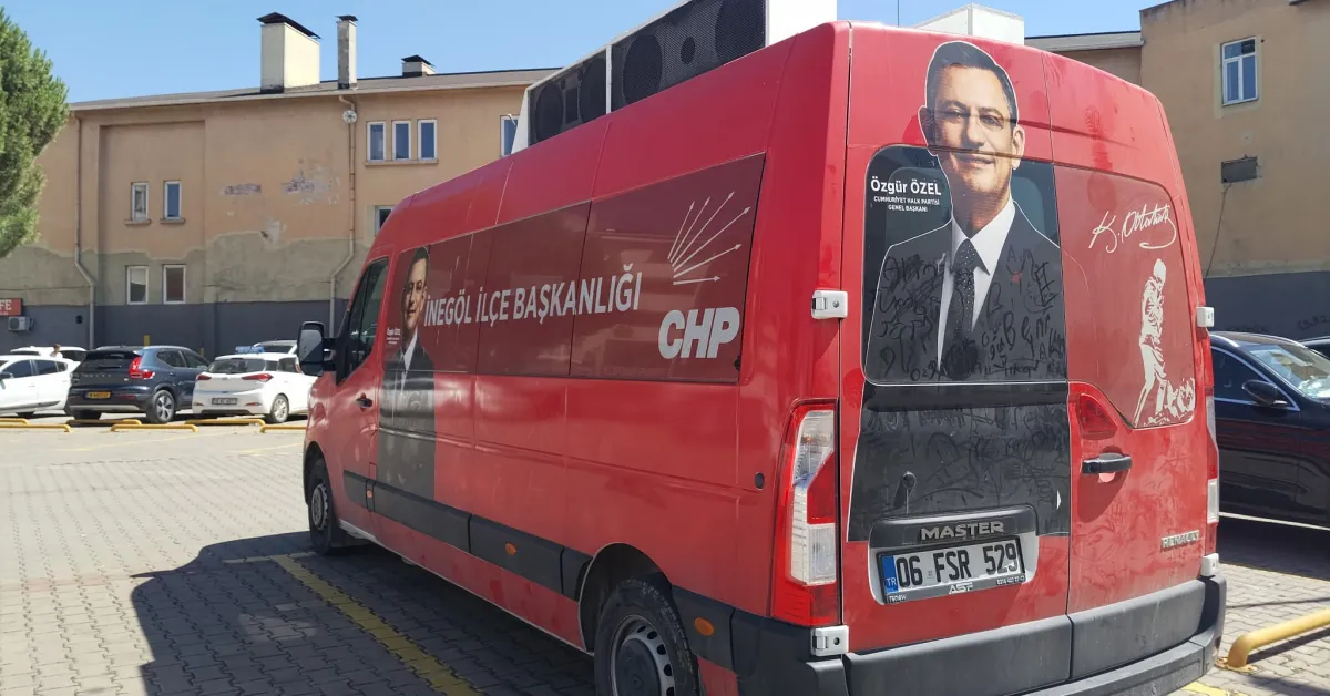 Chp İnegöl’ün Hizmet Aracı Atıl Kaldı (3)