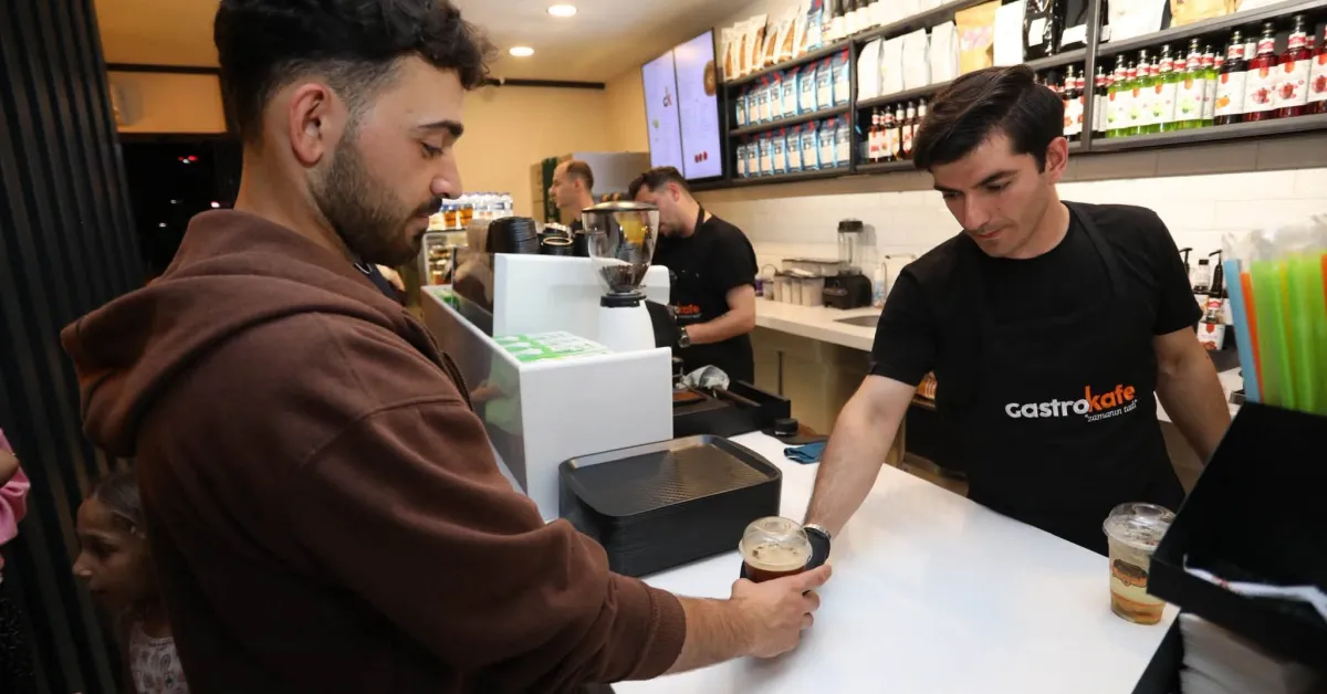 Gastro Kafe Kanal İnegöl’de Hizmete Başladı (6)