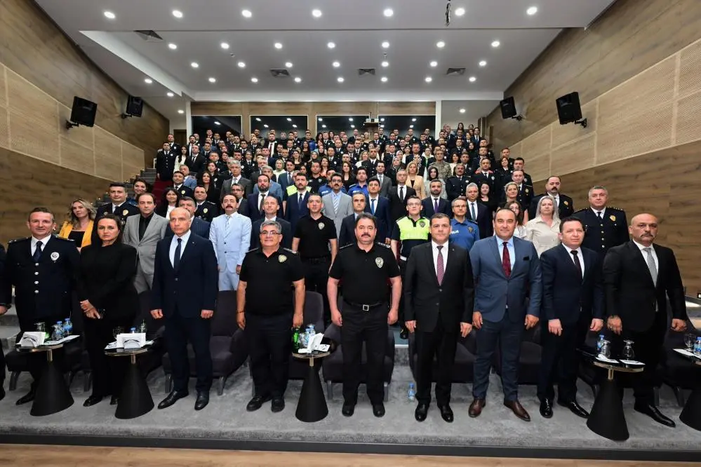 Genç Gazete Bursa Emniyetinde 105 Personel Bir Üst Rütbeye Terfi Etti 1