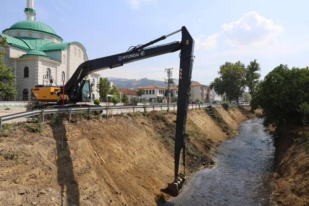 Genç Gazete Buski̇ Ekipleri 3 Ayda 21 Kilometre Dere Temizledi 1