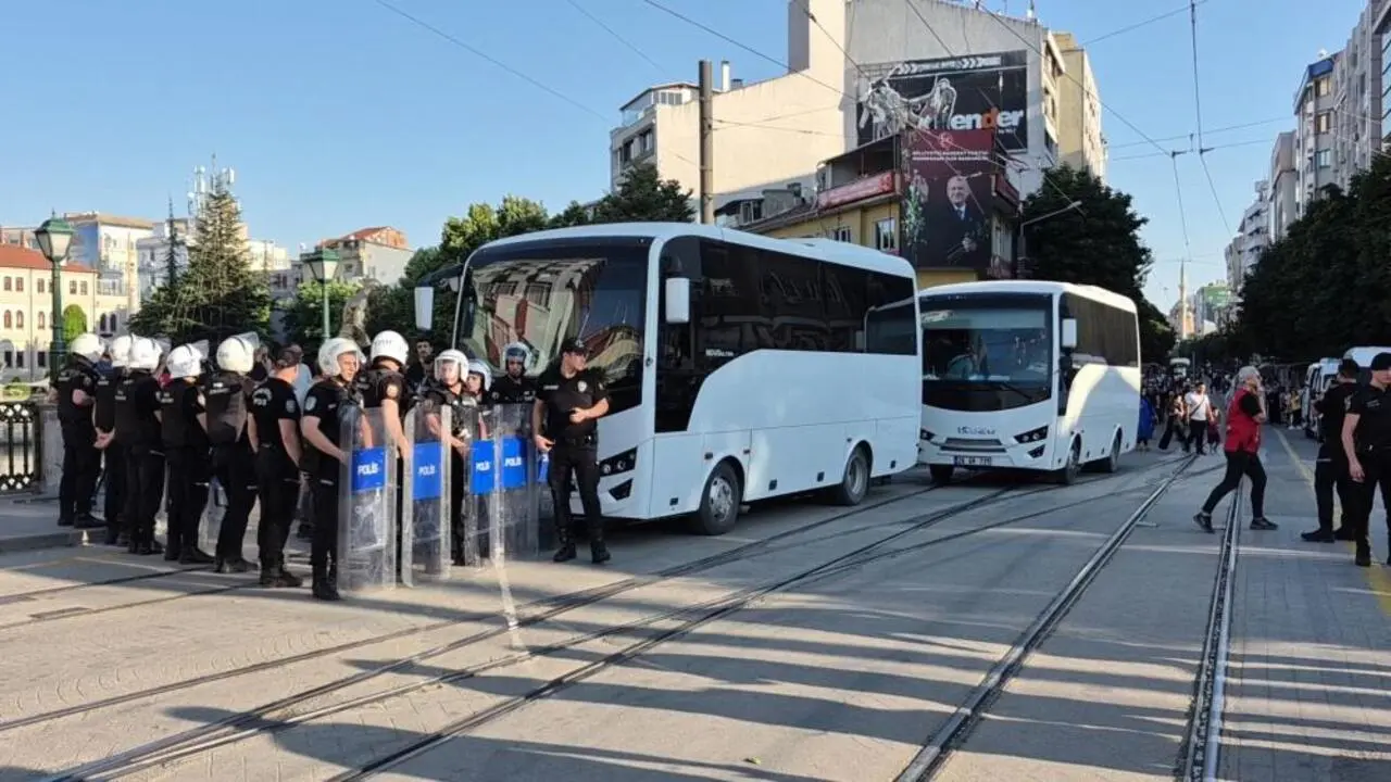 Genç Gazete Eskişehir’de Nato Karşıtı Eyleme Polis Müdahalesi 35 Gözaltı 1