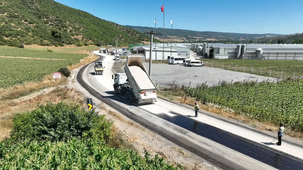 Genç Gazete Karacabey Ve Mustafakemalpaşa’da 25 Kilometrelik Yol Yenileniyor (1)
