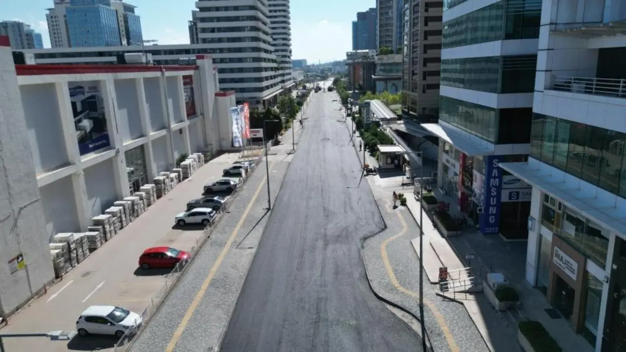 Genç Gazete Nilüfer’de Akademi Caddesi Yenilendi (3)