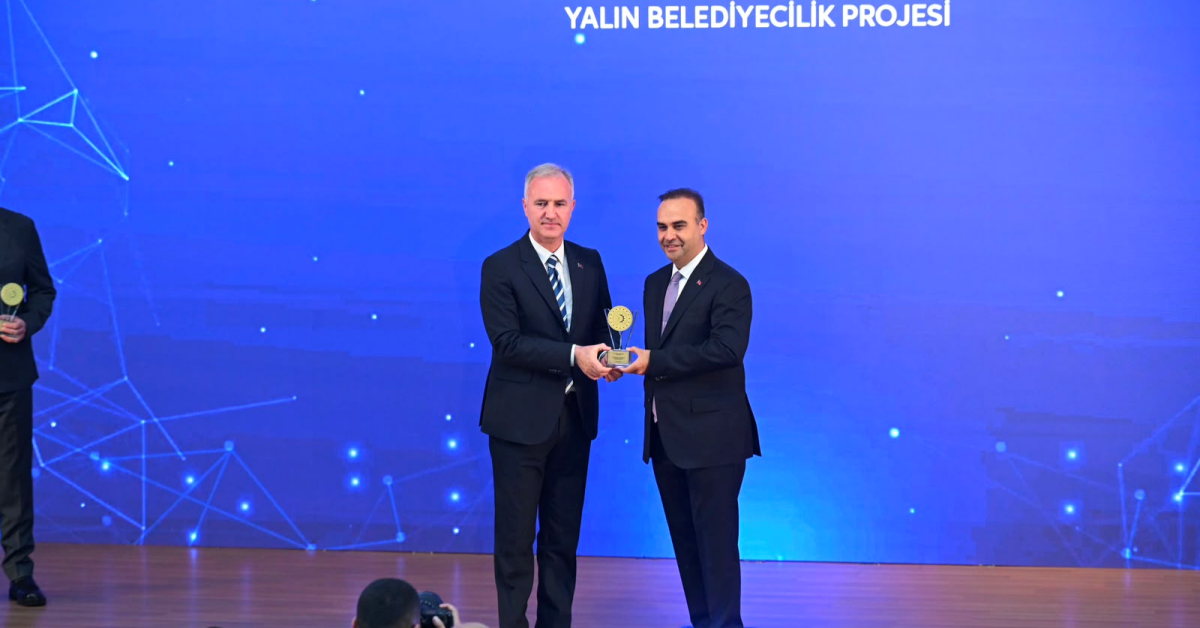 İnegöl Belediyesi’ne Bakanlıktan Ödül (1)