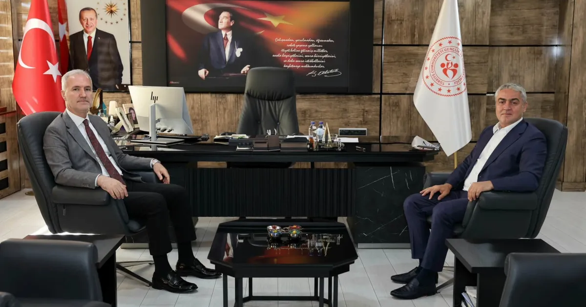 İnegöl Belediyesi’nin Eski Binası Gençlik Merkezi Olacak (2)