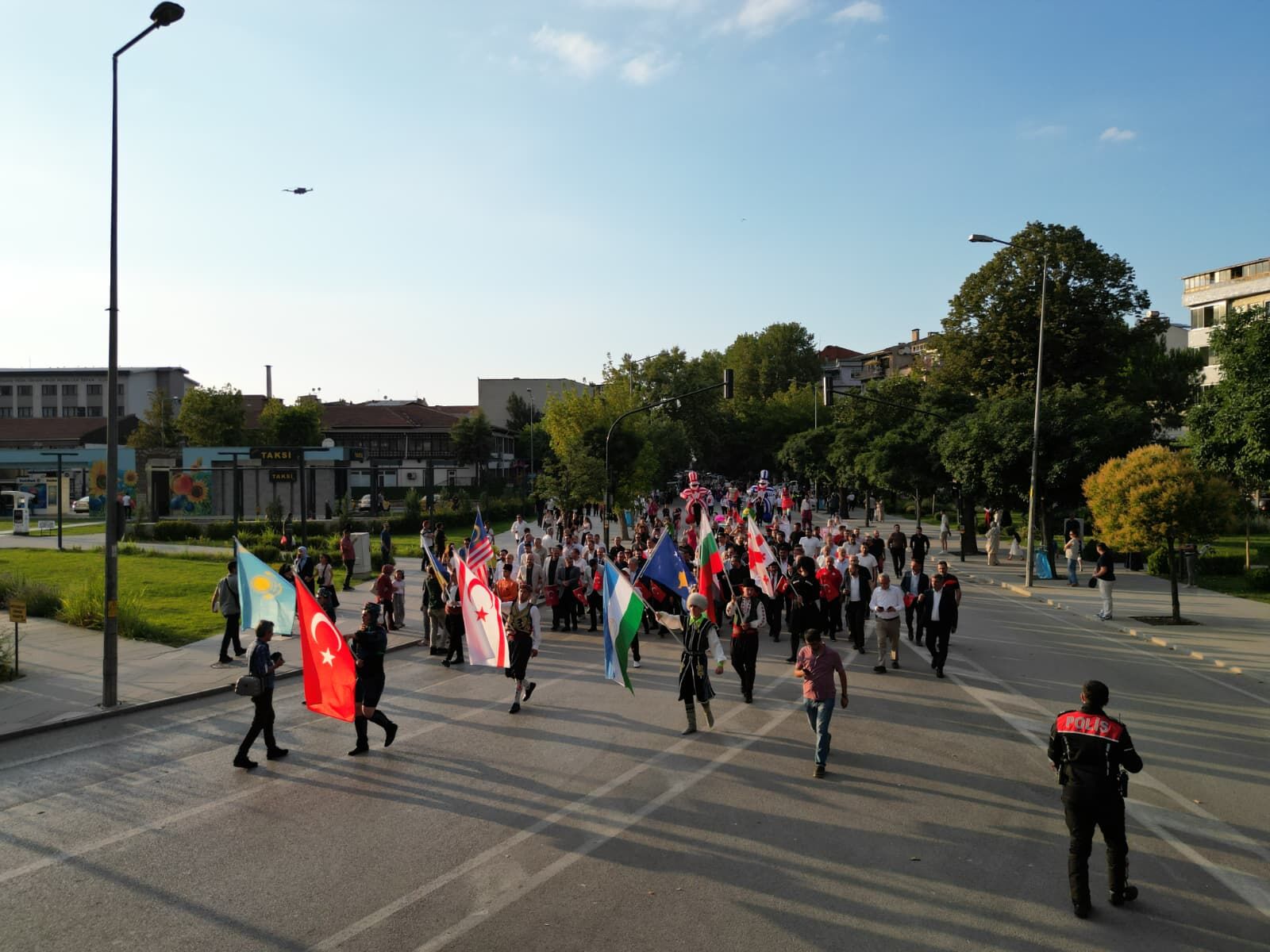 İnegöl’de 39. Uluslararası Kültür Sanat Festivali Başladı (2)