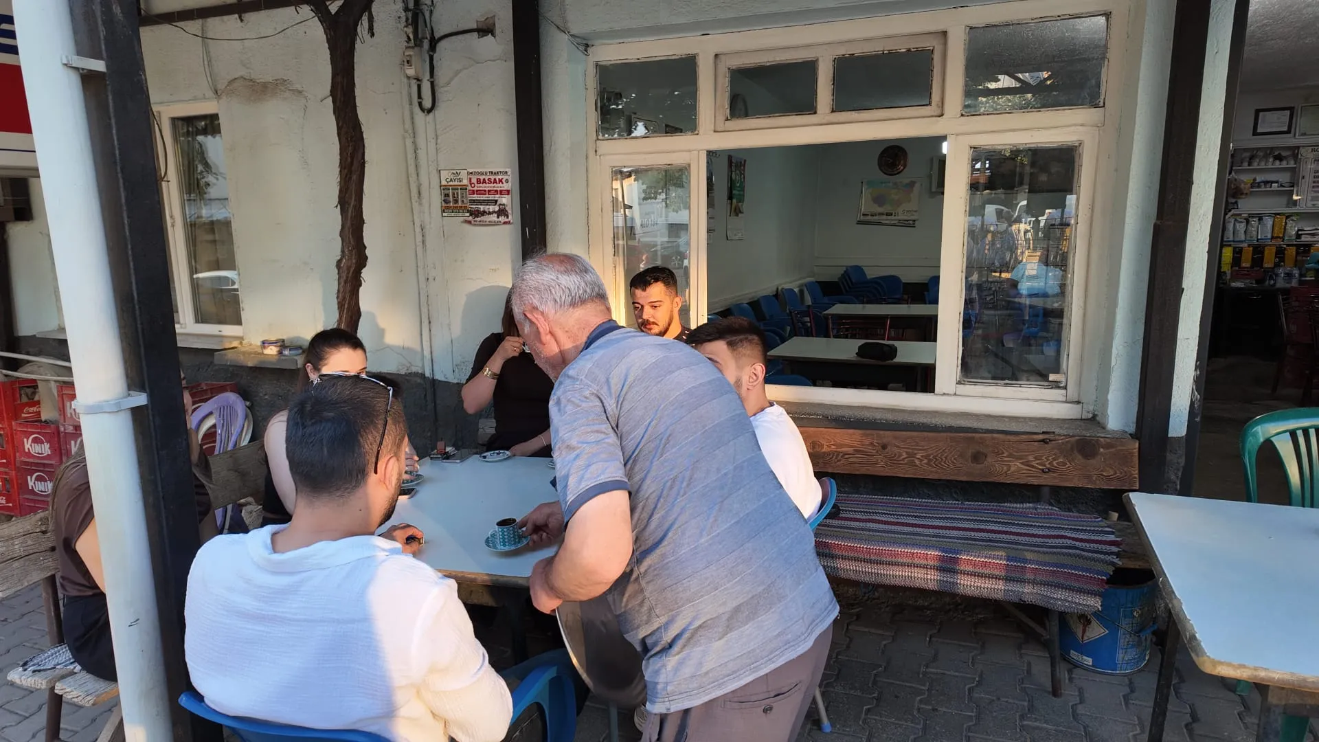 İnegöl’de Baba Yadigârı Kahveciliği Eski Değirmenle Yaşatıyor (5)