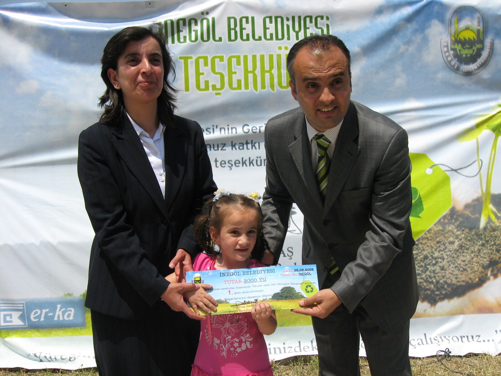 İnegöl’de Çevreye En Duyarlı Okullar Arşivden 2008 Gençgazete (2)