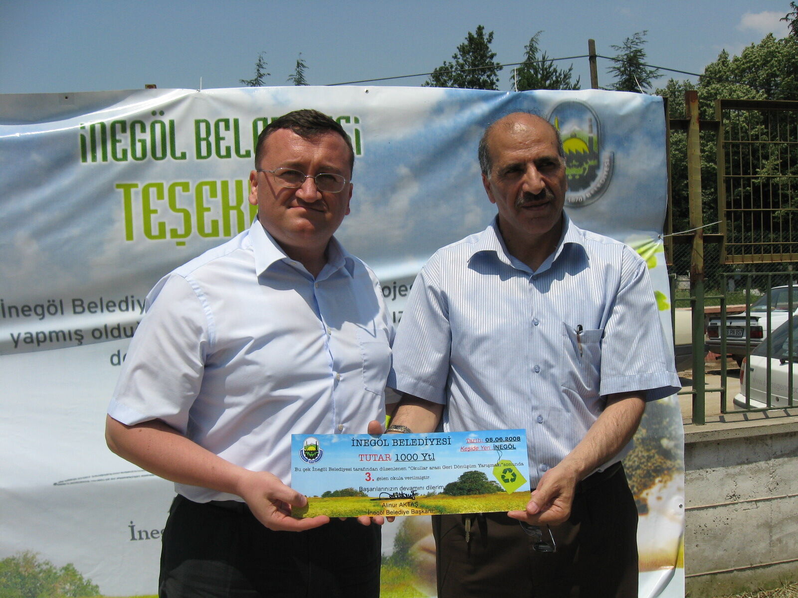 İnegöl’de Çevreye En Duyarlı Okullar Arşivden 2008 Gençgazete (4)