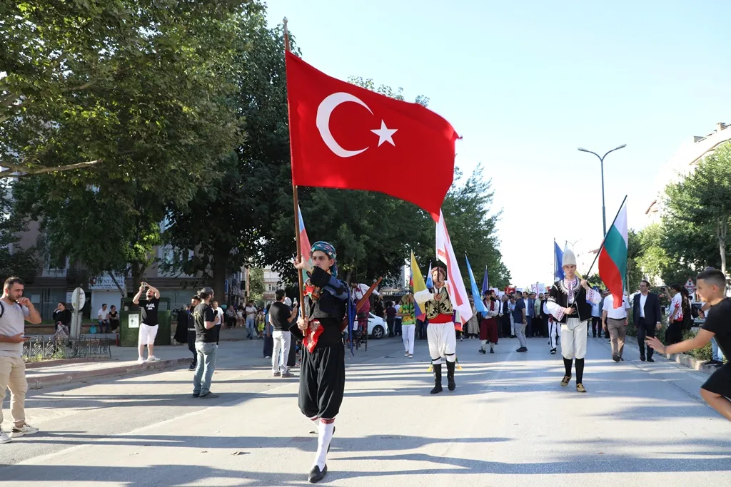İnegöl’de Festival Heyecanı Başlıyor (7)