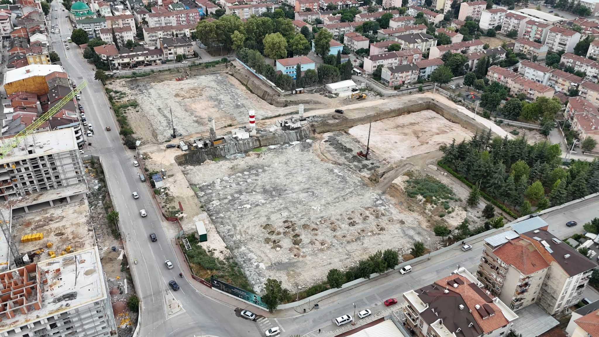 İnegöl'deki Kentsel Dönüşümde Çalışmalar Sürüyor (4)