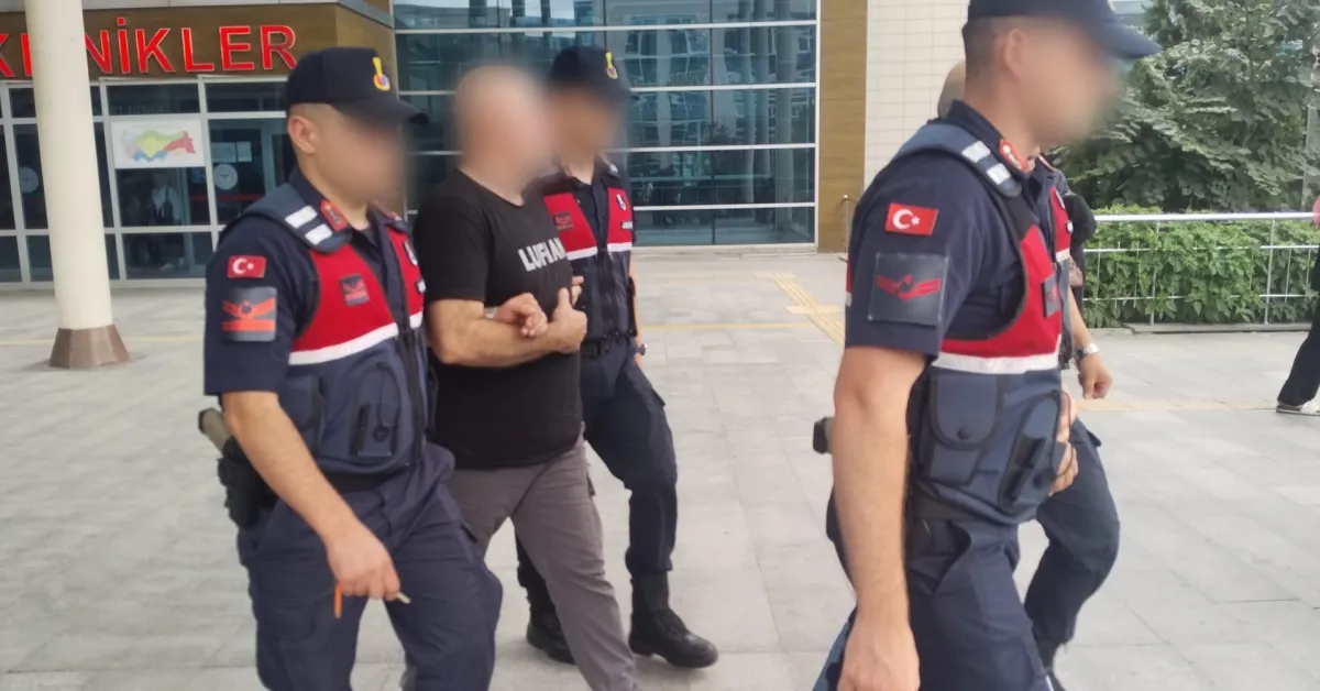 İnegöl’deki Uyuşturucu Operasyonunda Ezel Akay Ve Kardeşi Adliyeye Sevk Edildi (2)