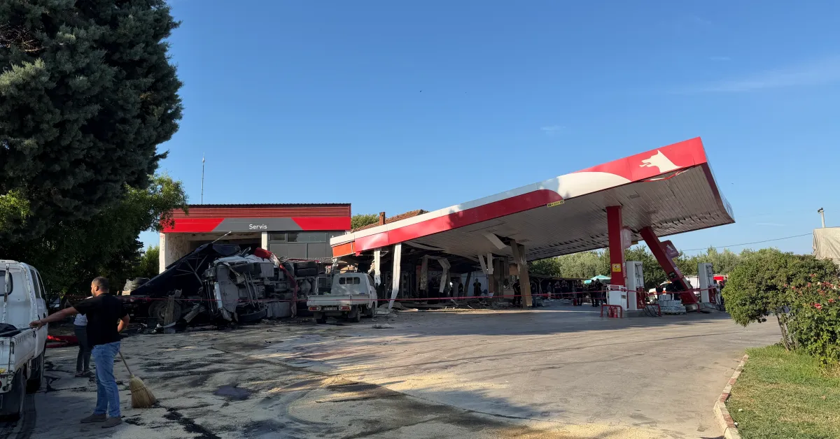 İznik’te Kömür Yüklü Tır Akaryakıt Istasyonuna Girdi 1 Ölü, 2 Yaralı
