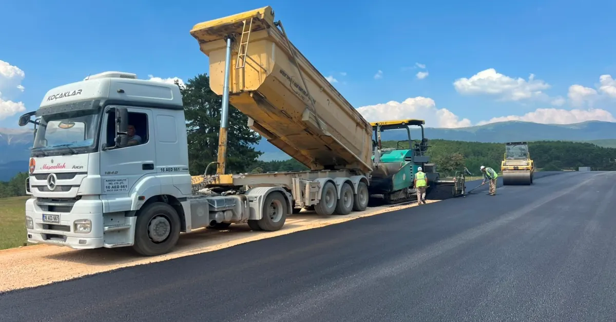 Kocayayla’nın Ulaşım Konforu Artırıldı 1200 Metrelik Yol Asfaltlandı (1)