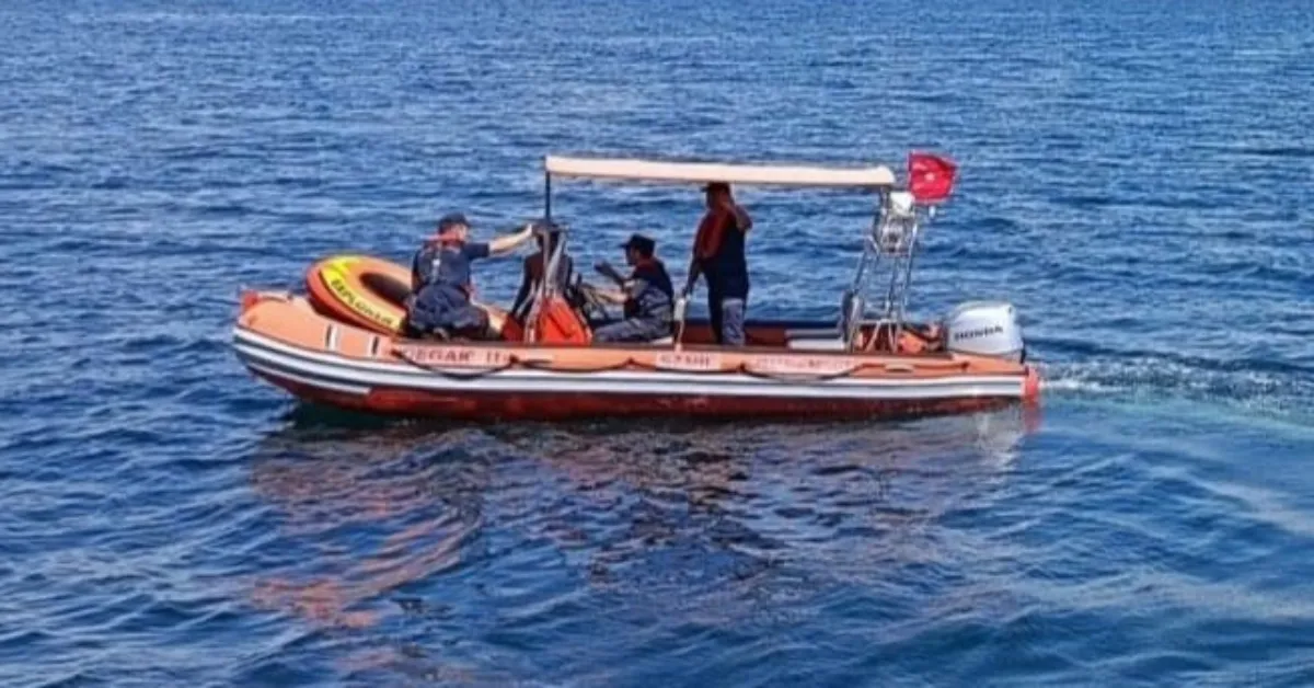 Mudanya’da Şişme Botla Sürüklenen Genç Kurtarıldı (1)