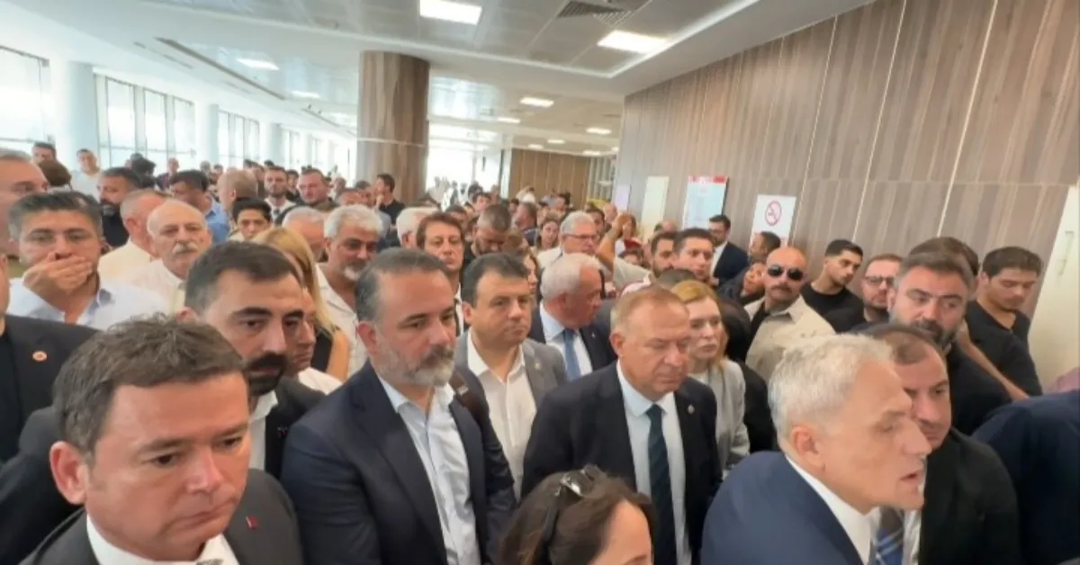 Mustafa Bozbey Davası Öncesi Adliyede Gerginlik (4)