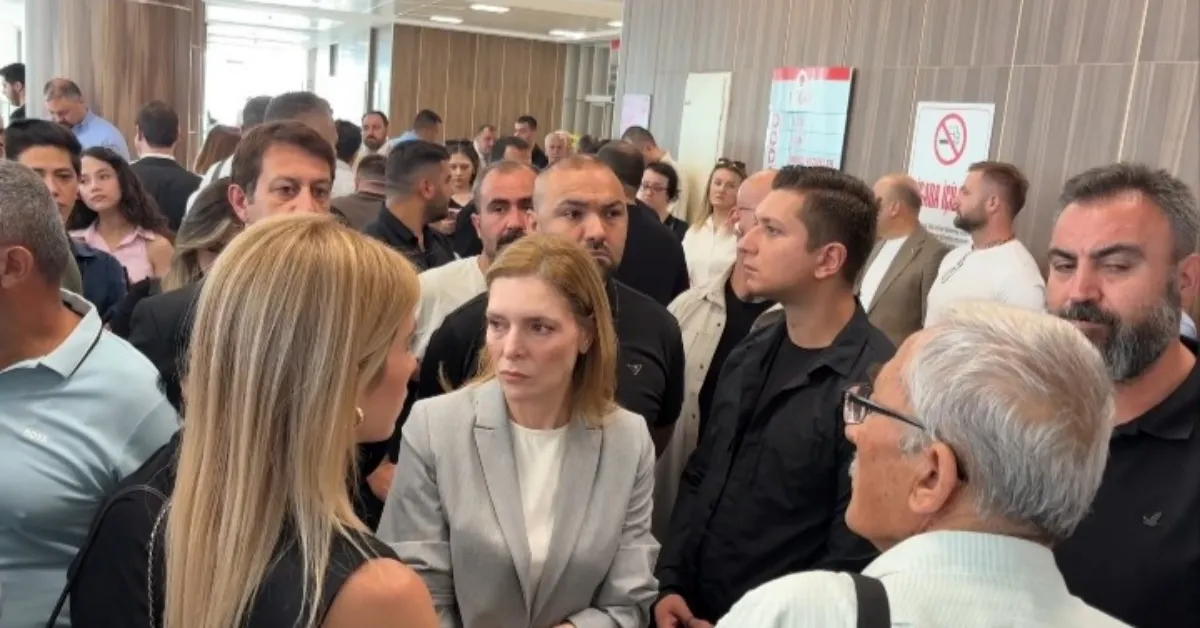 Mustafa Bozbey Davası Öncesi Adliyede Gerginlik (5)