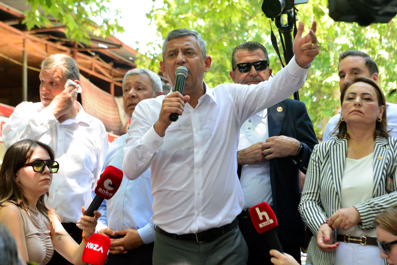 Özgür Özel’den Çankaya Belediyesi Operasyonuna Tepki “Dimdik Ayaktayız” (2)