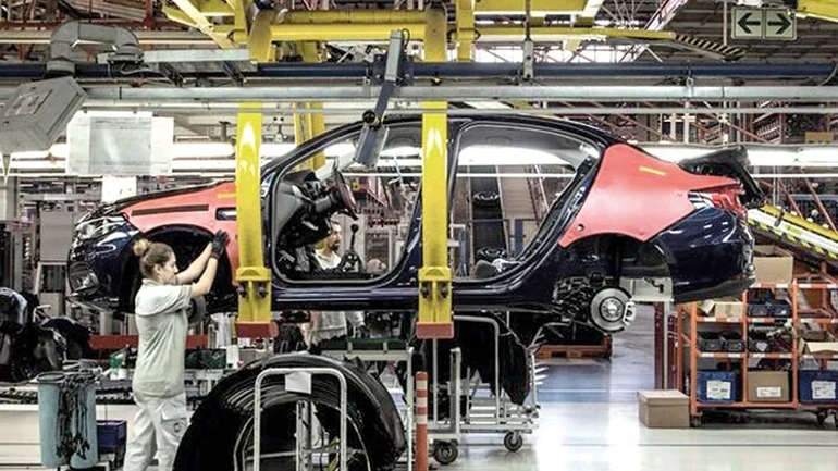 Türkiye Otomotiv Üretiminin Kalbi Bursa! Türkiye’de Üretilen Her 3 Araçtan Biri Bursa’dan Çıktı (2)