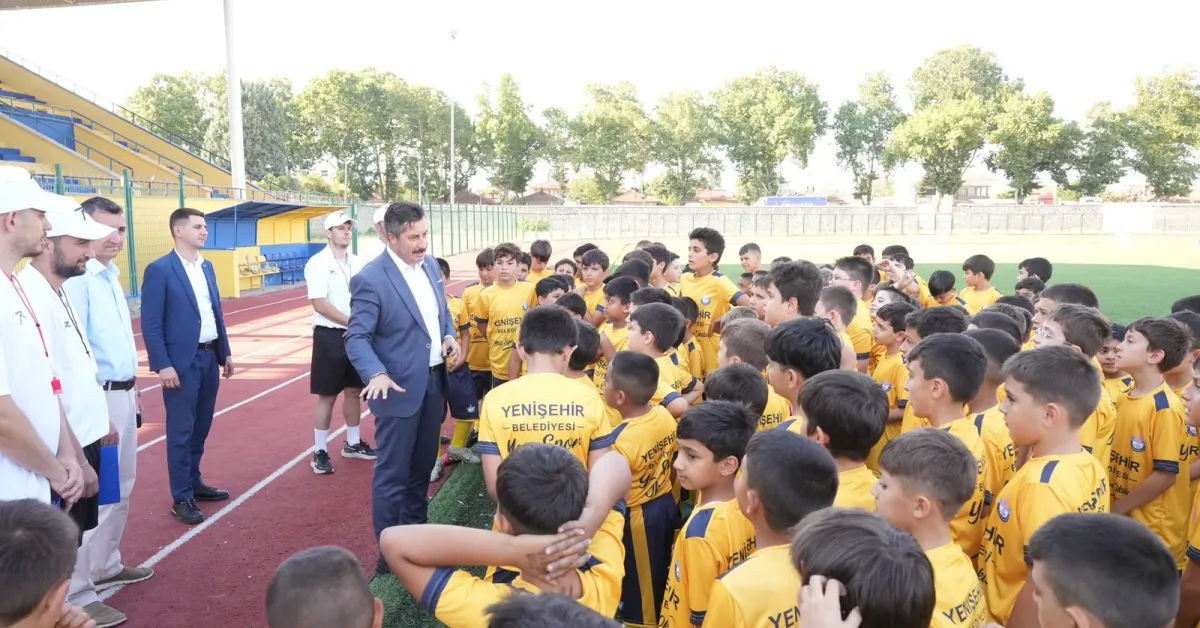 Yenişehir’de 200 Çocuk Yaz Spor Okulu’nda Sahaya Çıktı (1)