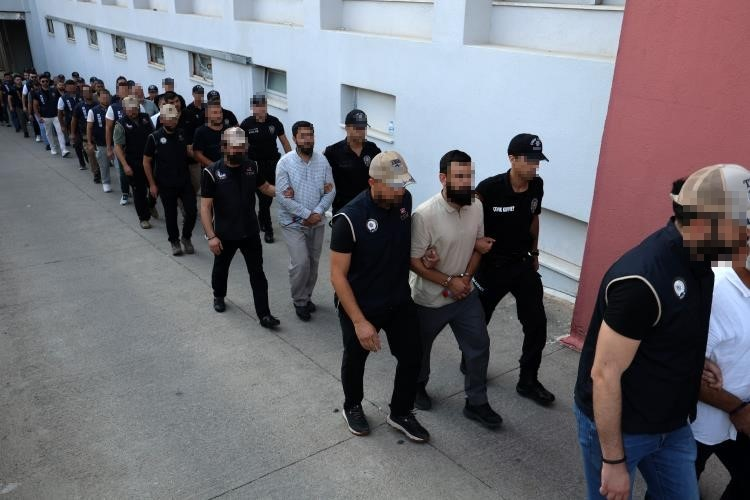 Alparslan Kuytul Ve Eşi Semra Kuytul Tutuklandı (2)