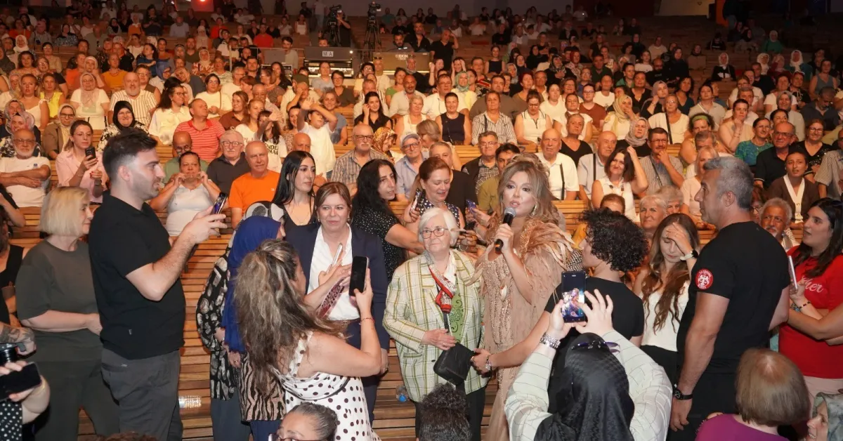 Aslı Hünel Uluslararası Bursa Festivali’nde Sahne Aldı (2)