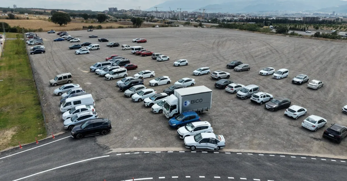 Bursa Şehir Hastanesi'nde 1250 Araçlık Yeni Otopark Hizmete Girdi (2)