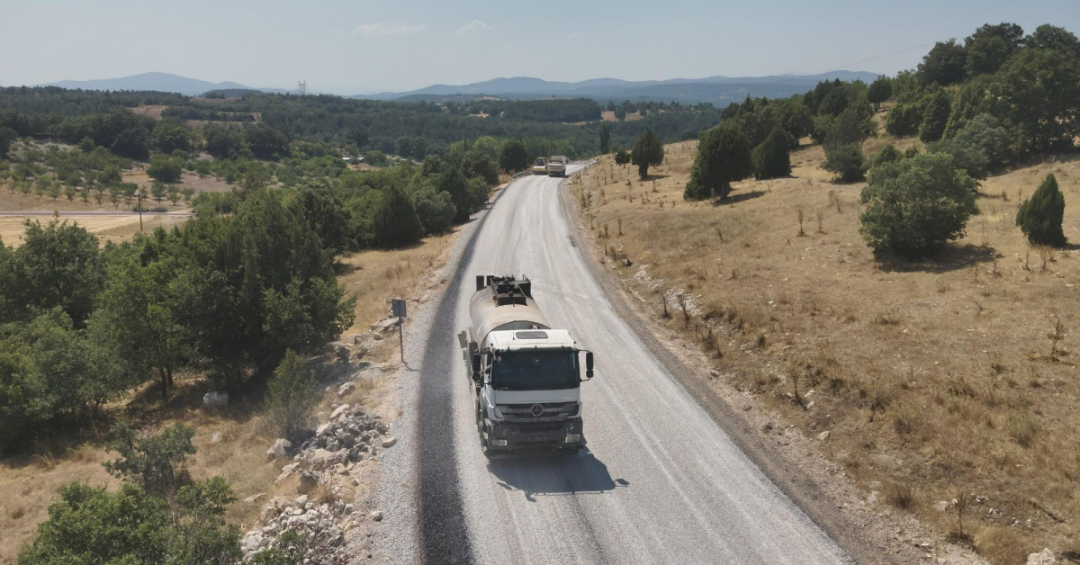 Bursa’da 5 Mahallenin Yolu Yenileniyor 10 Kilometrelik Çalışma Başladı (3)