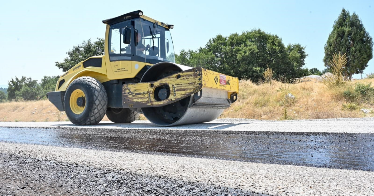 Bursa’da 5 Mahallenin Yolu Yenileniyor 10 Kilometrelik Çalışma Başladı (5)